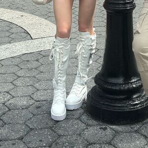 Dollskill White Knee High Combat Boots Sz 8